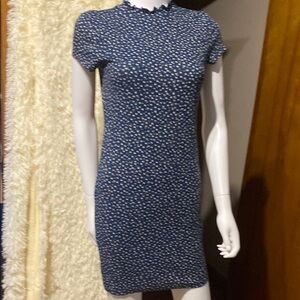 Forever 21 Women’s Mini, Short Sleeve, Ribbed Stretch Dress. Size M